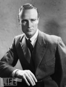 安东尼·布谢尔 Anthony Bushell