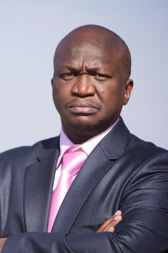 法纳·莫科纳 Fana Mokoena