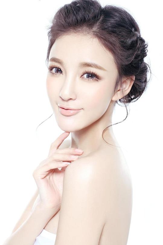 刘玥霏 Yuefei Liu