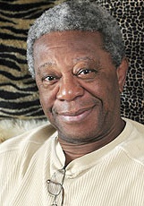 米尔顿·哥恩卡维斯 Milton Gonçalves