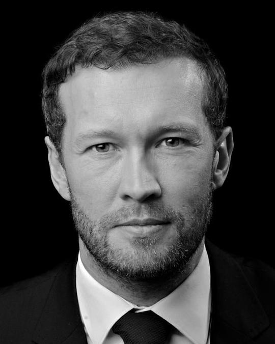 戈登·亚历山大 Gordon Alexander