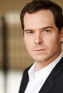 马尔科姆·马德拉 Malcolm Madera