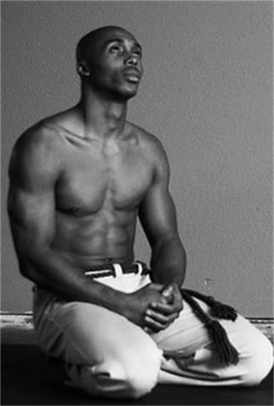 马雷塞·克伦普 Marrese Crump