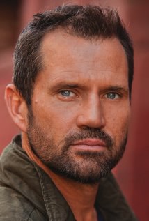 兰利·柯克伍德 Langley Kirkwood