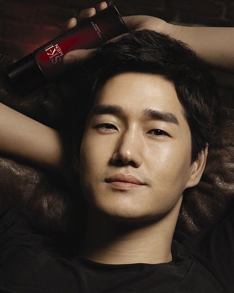 刘智泰 Ji-Tae Yoo