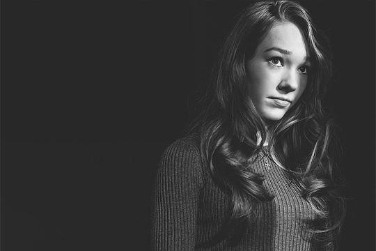 霍莉·泰勒 Holly Taylor