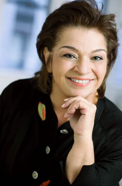 琳·图齐 Lin Tucci