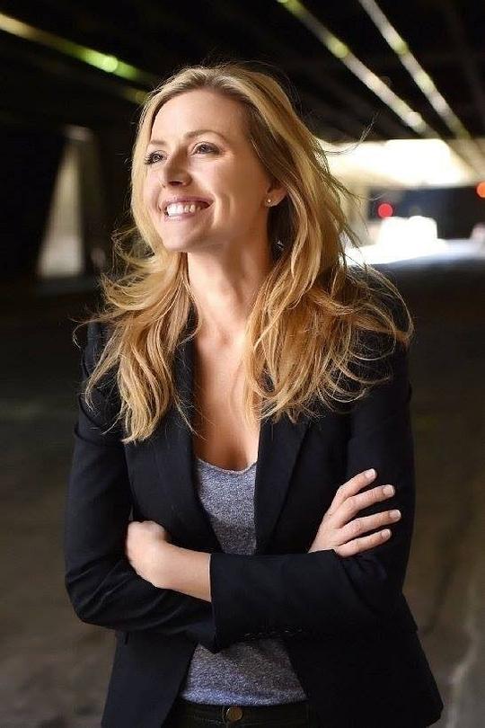 爱丽珊·麦卡蒂 Allison McAtee