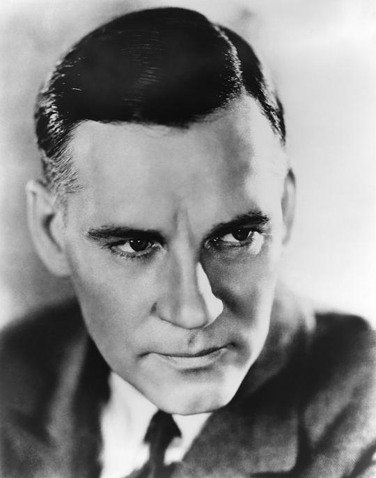 沃尔特·休斯顿 Walter Huston