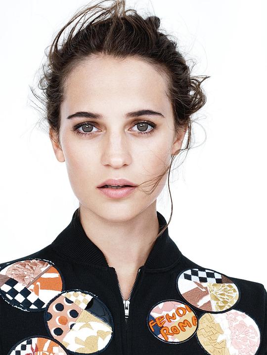 艾丽西亚·维坎德 Alicia Vikander