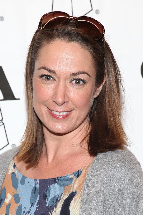 伊丽莎白·马弗尔 Elizabeth Marvel