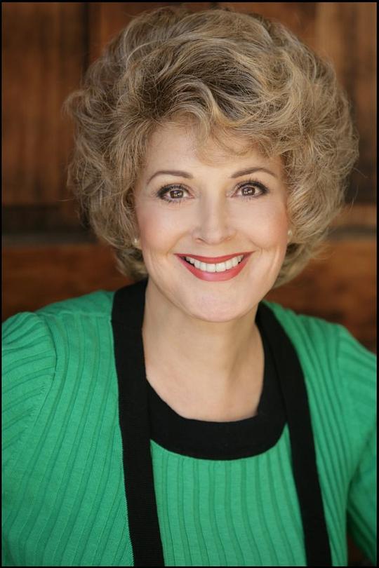 坎迪丝·阿扎拉 Candice Azzara