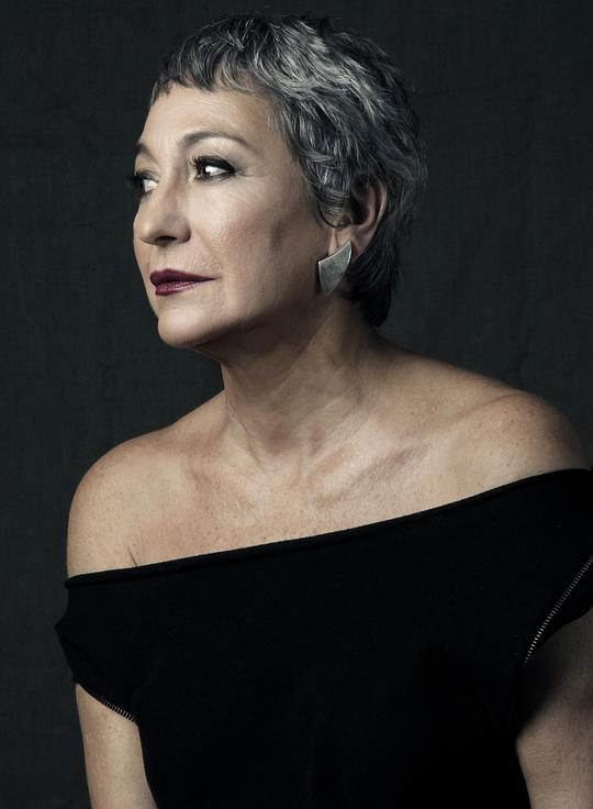 路易莎·加瓦萨 Luisa Gavasa