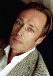 威尔弗里德·霍赫霍尔丁格 Wilfried Hochholdinger