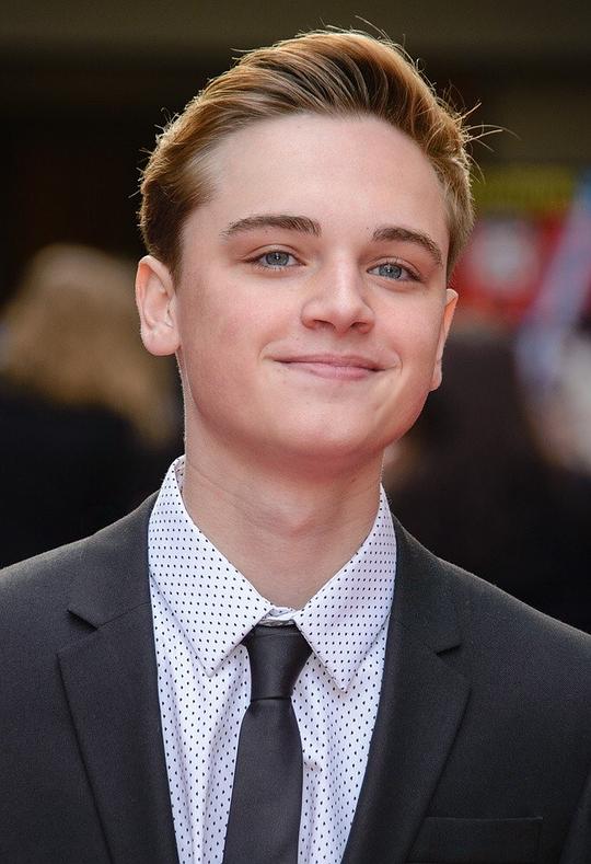 迪恩-查尔斯·查普曼 Dean-Charles Chapman
