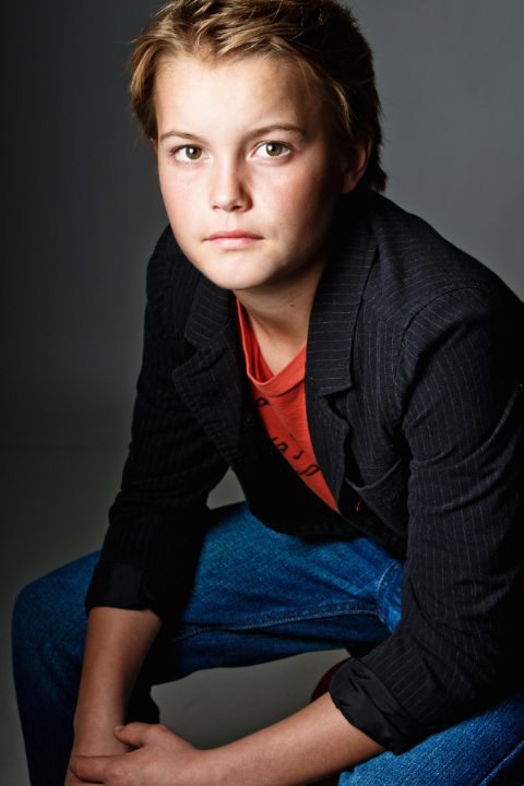 泰特·伯尼 Tate Berney