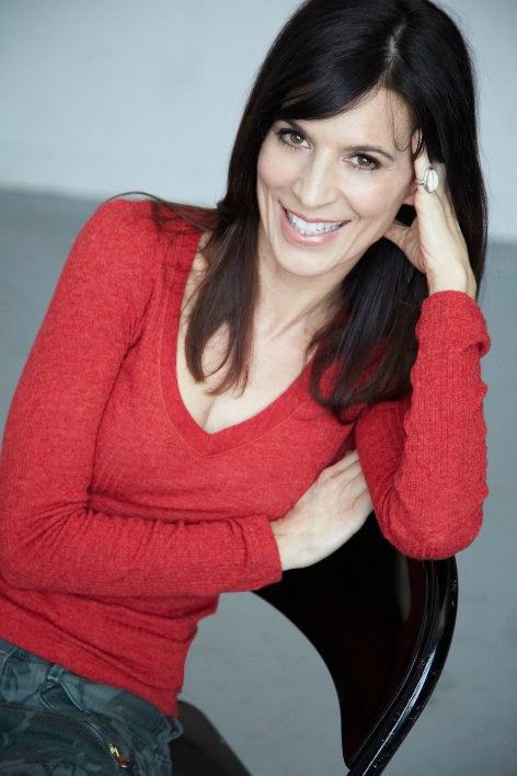 佩瑞·里维斯 Perrey Reeves