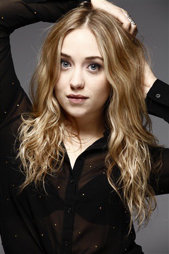 莉莉·弗勒·波图 Lilly-Fleur Pointeaux