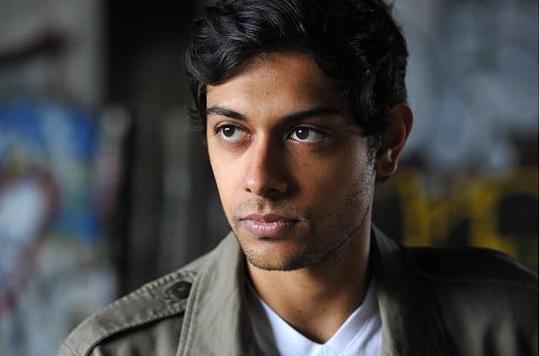 艾比·森哈 Abhi Sinha