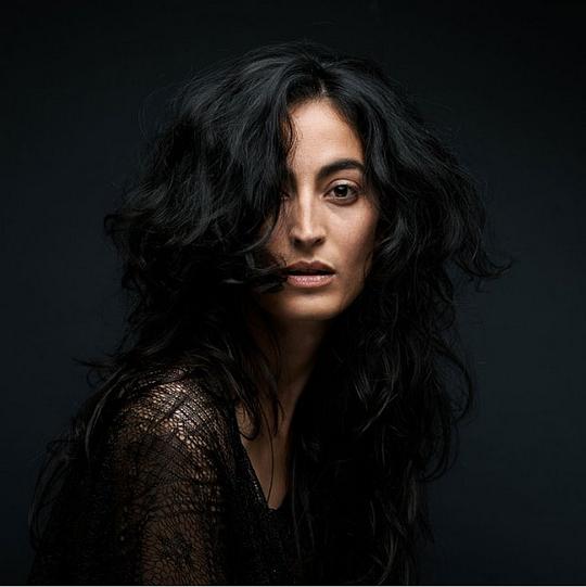 拉埃蒂茨亚·伊杜 Laëtitia Eïdo