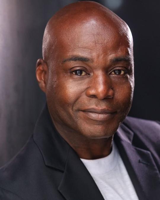 梅纳德·埃济亚施 Maynard Eziashi