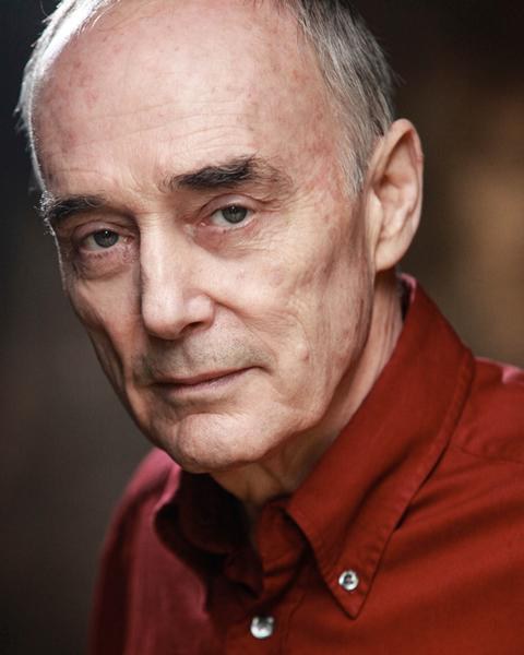 加里克·哈根 Garrick Hagon