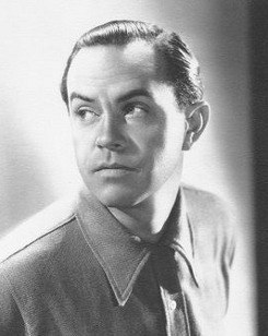 保罗·吉尔福伊尔 Paul Guilfoyle