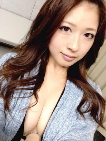 森崎麻美 Mami Morisaki