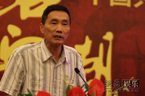 张中一 Zhongyi Zhang
