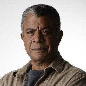 塔克·斯莫尔伍德 Tucker Smallwood