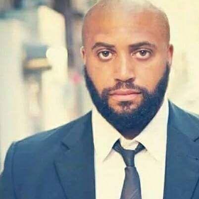 R·马科斯·泰勒 R. Marcos Taylor