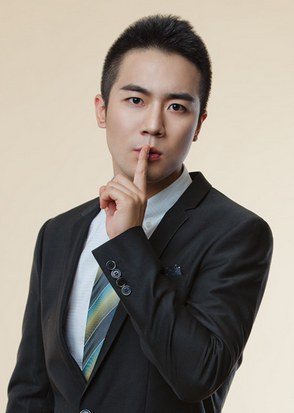 李德功常 Degongchang Li