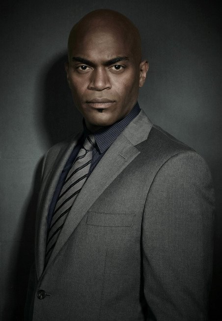 安德鲁·斯图尔特-琼斯 Andrew Stewart-Jones