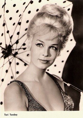 泰丽·托尔道伊 Teri Tordai