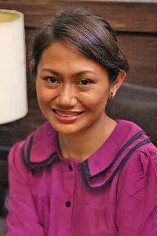 安吉莉·芭雅妮 Angeli Bayani