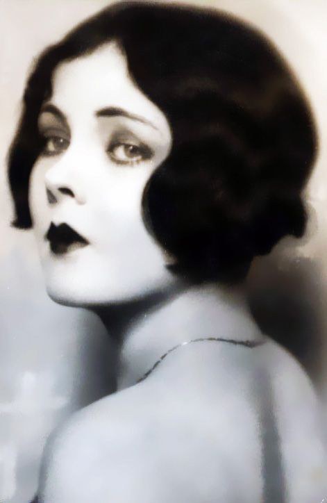 米尔德丽德·范多恩 Mildred Van Dorn