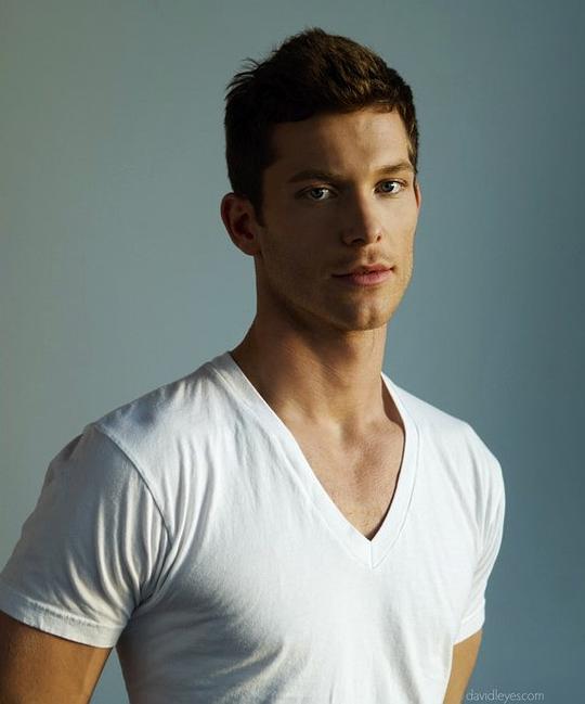 查德·康奈尔 Chad Connell