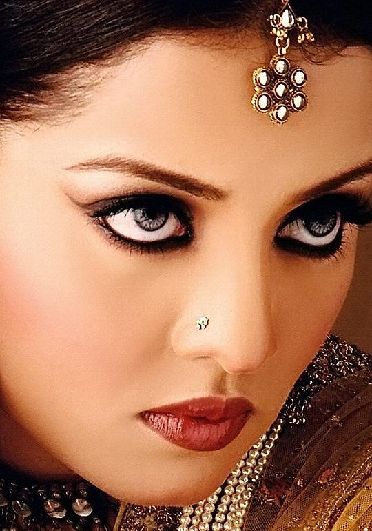 赛琳娜·贾伊特里 Celina Jaitley