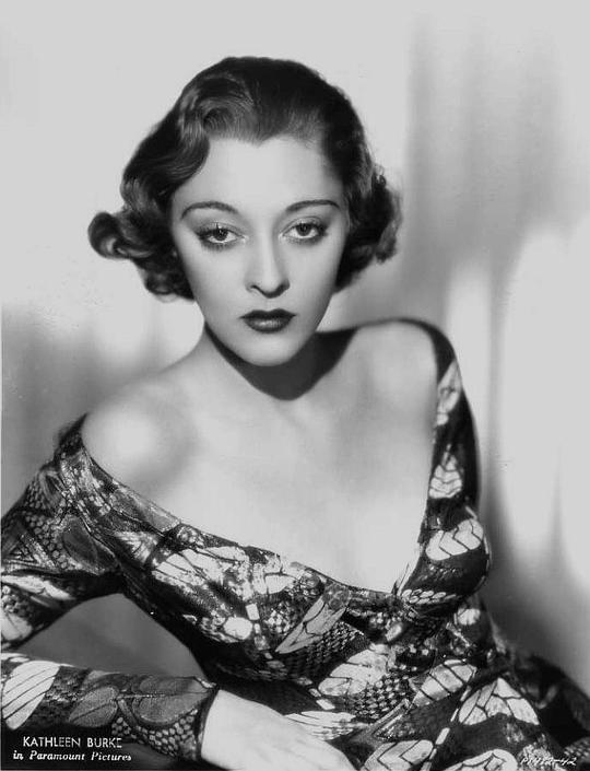 凯斯琳·伯克 Kathleen Burke