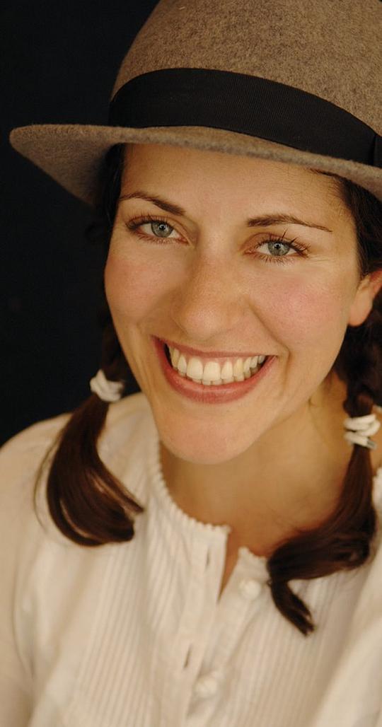 玛吉·皮尔斯 Maggie Peren