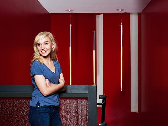 奥莉维娅·维纳勒 Olivia Vinall