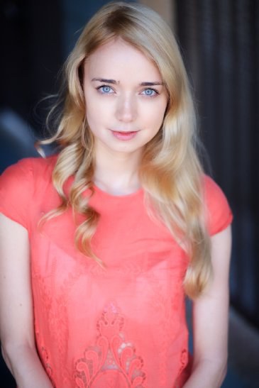 阿莲娜·契诃娃 Alyona Chekhova