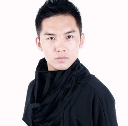 秦立洋 Liyang Qin