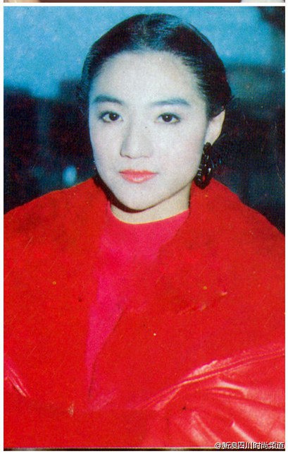 施懿 Yi Shi