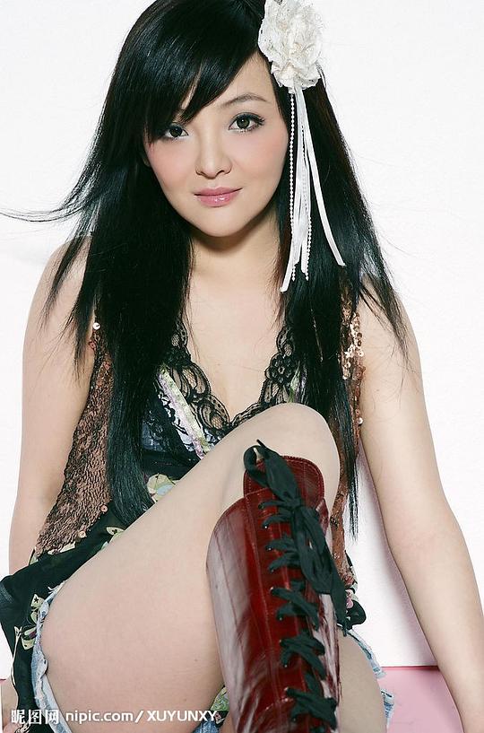 杨晶晶 Jingjing Yang