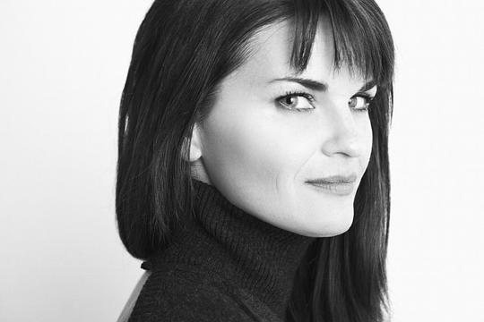 玛丽·伯德桑 Mary Birdsong