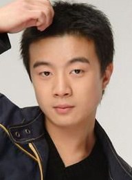 周彦呈 Yancheng Zhou