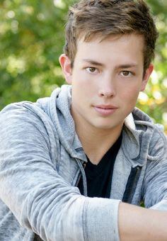 乔什·布雷洛克 Josh Blaylock