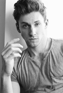 Stephen Tracey Stephen Tracey