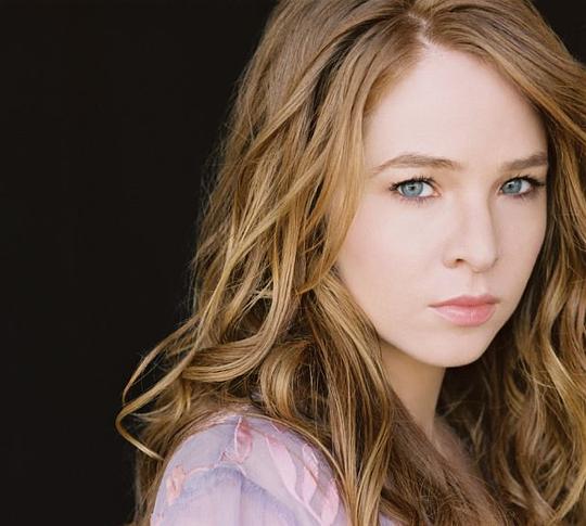 特丽莎·拉法切 Trisha LaFache